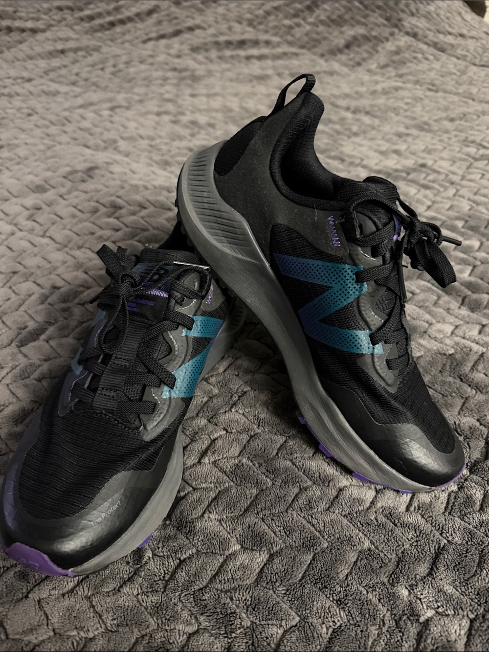 New Balance Women’s Black with Teal & Purple Accent Running Sneakers Size 9.5
